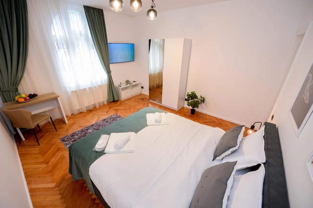 Villa Maria De Luxe Bucharest 0*,  Romania