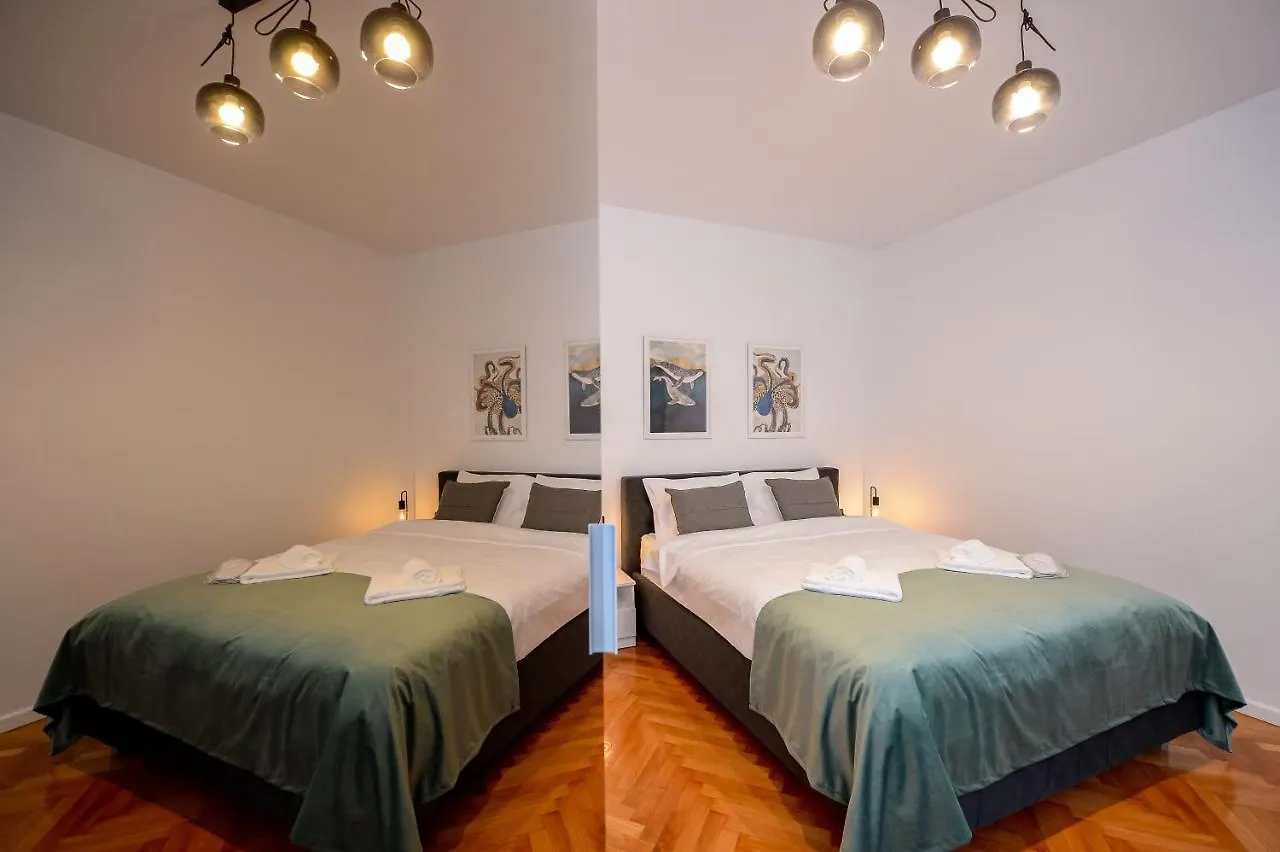 Villa Maria De Luxe Bucharest 0*,  Romania